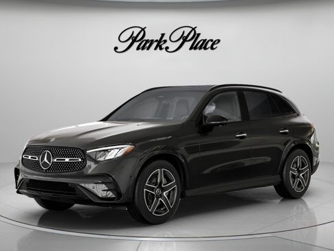 Used 2026 Mercedes-Benz GLC 300 image 1