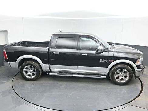 Used 2016 RAM 1500 Laramie w/ Convenience Group AWD/4WD image 38