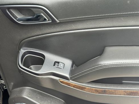 Used 2015 Chevrolet Tahoe 4WD image 26