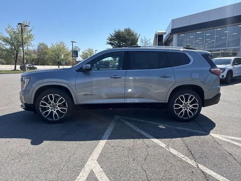 New 2026 GMC Acadia Denali Ultimate w/ LPO, Floor Liner Package AWD/4WD image 2