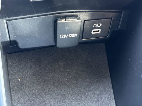 Used 2024 Toyota Corolla LE image 27