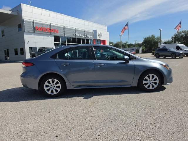 Used 2024 Toyota Corolla LE FWD image 9