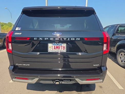 Used 2026 Ford Expedition Max Platinum w/ Platinum Ultimate Package AWD/4WD image 5