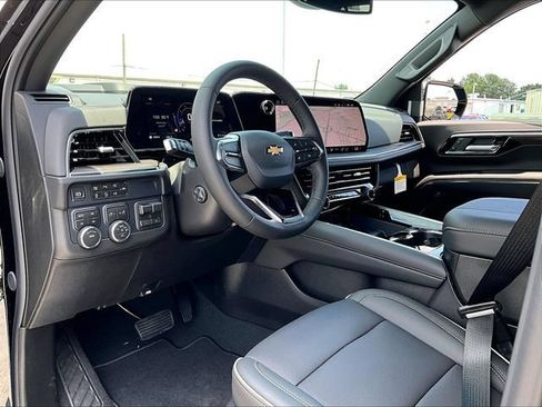 New 2026 Chevrolet Tahoe Premier w/ Sun And Tow Package AWD/4WD image 8