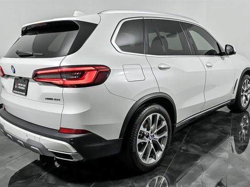 Used 2019 BMW X5 xDrive40i w/ Convenience Package AWD/4WD image 9