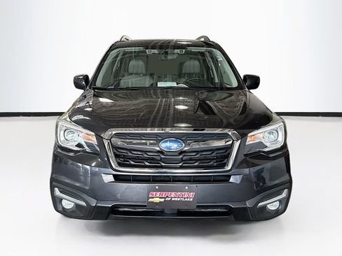 Used 2018 Subaru Forester 2.5i Limited AWD/4WD image 4
