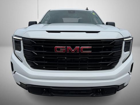 Used 2023 GMC Sierra 1500 Elevation image 9