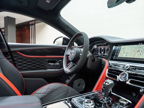 Certified 2024 Bentley Flying Spur W12 image 63