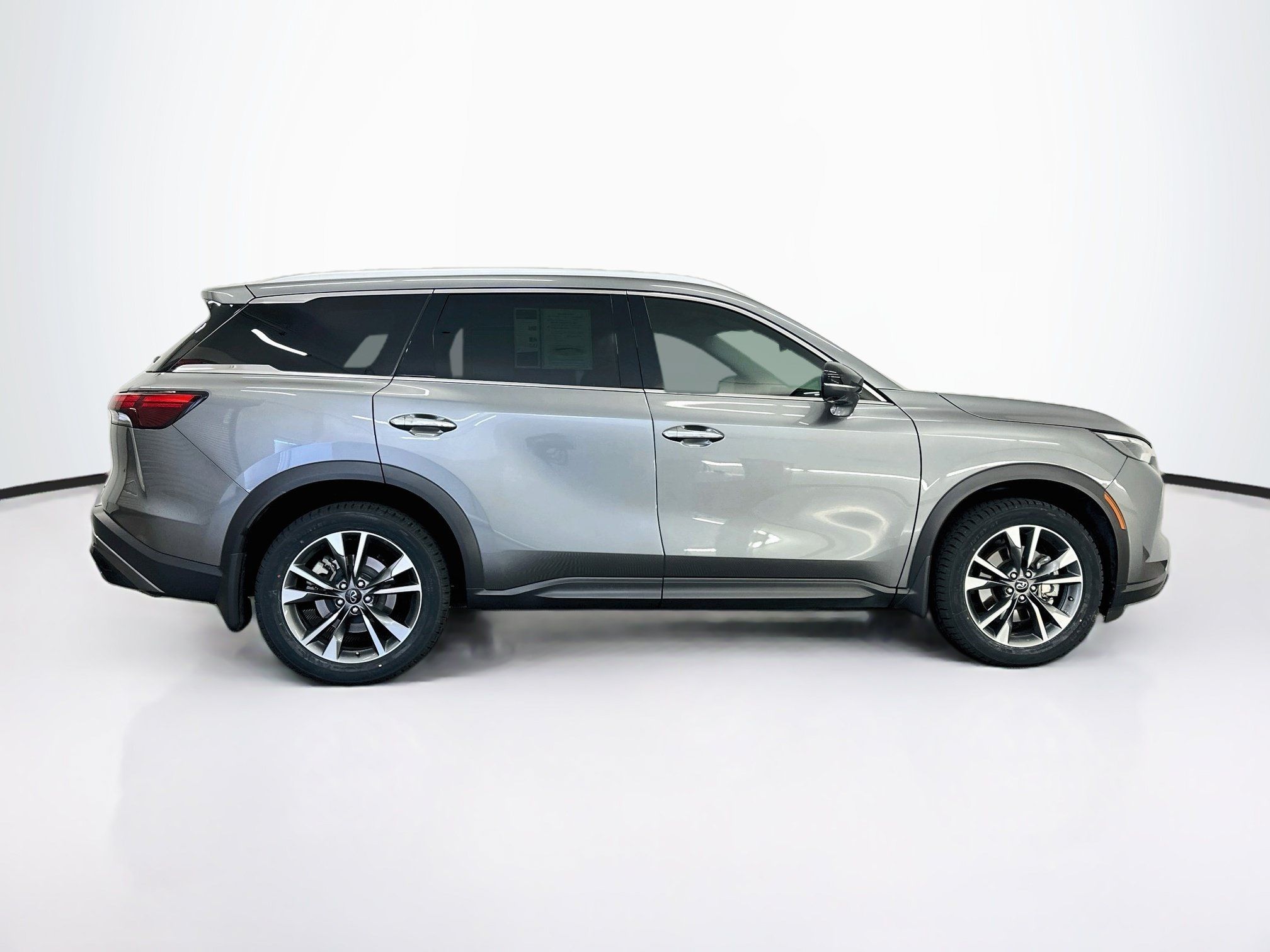 Used 2023 INFINITI QX60 Luxe w/ Cargo Package AWD/4WD image 10
