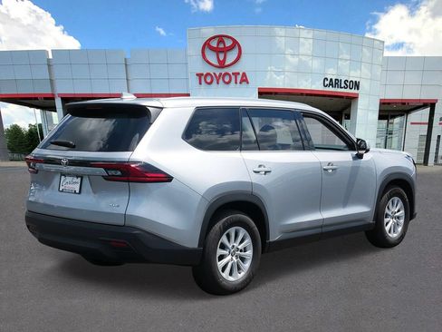 Certified 2025 Toyota Grand Highlander AWD image 5