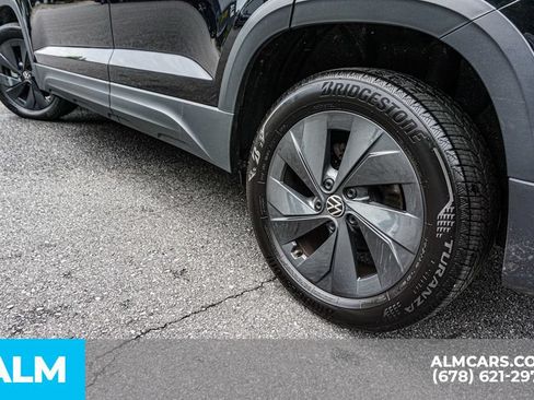 Used 2025 Volkswagen Taos S FWD image 15
