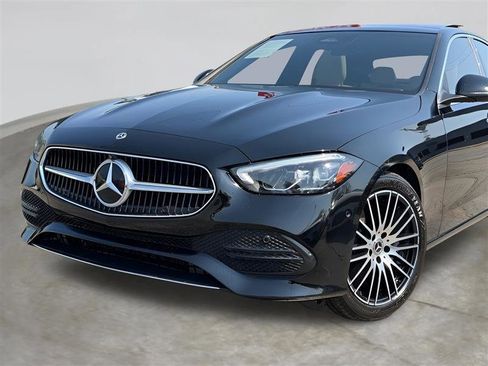 Used 2022 Mercedes-Benz C 300 Sedan w/ Exclusive Trim Package image 5