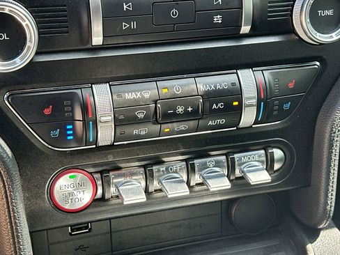 Used 2020 Ford Mustang Premium image 18