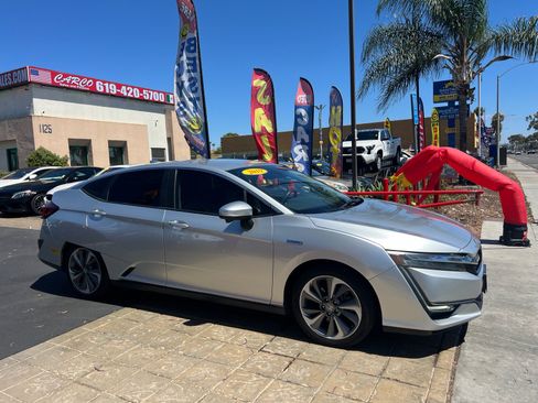 Used 2019 Honda Clarity Plug-In Hybrid image 9
