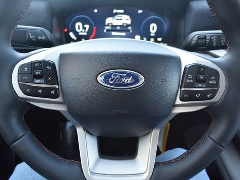 New 2026 Ford Explorer Active w/ Active Comfort Package image 18