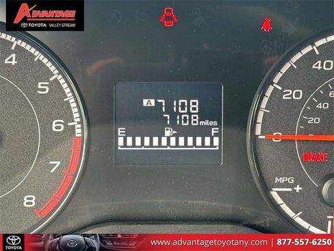 Used 2023 Subaru Crosstrek 2.0i image 28