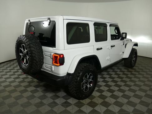 Used 2021 Jeep Wrangler Unlimited Rubicon AWD/4WD image 3