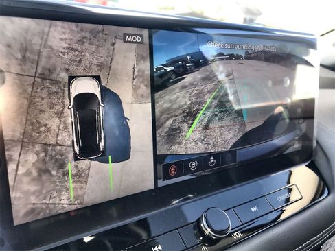 New 2026 Nissan Rogue Platinum w/ Platinum Premium Package image 17