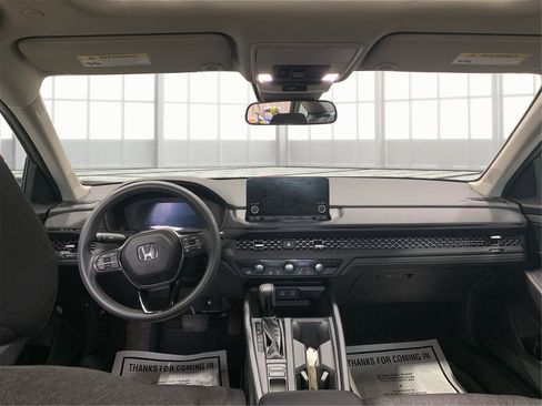 Used 2023 Honda Accord EX image 26