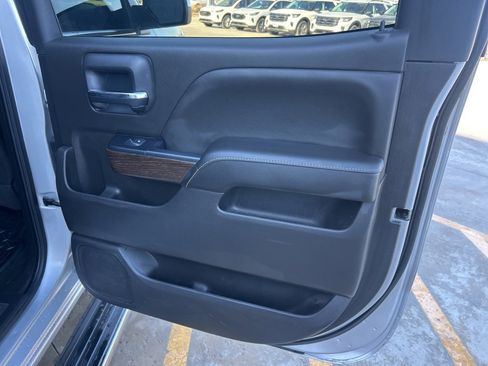 Used 2018 GMC Sierra 1500 Denali w/ Denali Ultimate Package image 12