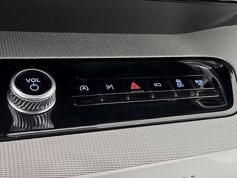 Certified 2025 Ford Expedition Active RWD image 27