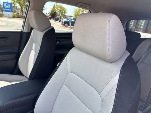 Certified 2024 Honda CR-V LX image 7