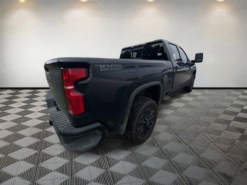 Used 2025 Chevrolet Silverado 2500 LTZ w/ LTZ Plus Package AWD/4WD image 6