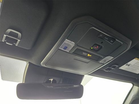 Used 2024 Toyota Tacoma TRD Sport image 27