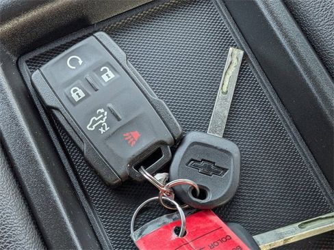 Used 2021 Chevrolet Silverado 1500 Custom image 32