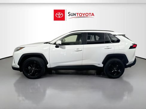 Used 2025 Toyota RAV4 XLE w/ Convenience Package AWD/4WD image 7
