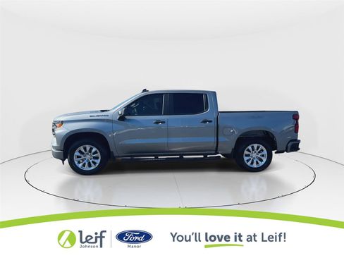Used 2024 Chevrolet Silverado 1500 Custom image 5