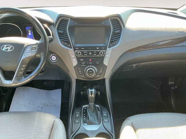Used 2017 Hyundai Santa Fe Sport w/ 2.4L Tech Package 04 AWD/4WD image 11