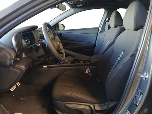New 2026 Hyundai Elantra SEL Sport Premium FWD image 9