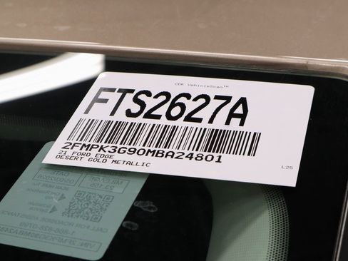 Certified 2021 Ford Edge SE image 35