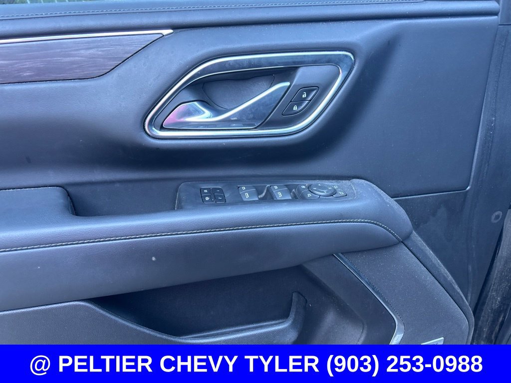 Used 2023 Chevrolet Suburban Z71 w/ Z71 Off-Road Package AWD/4WD image 12