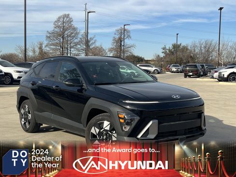 Used 2025 Hyundai Kona SEL image 1