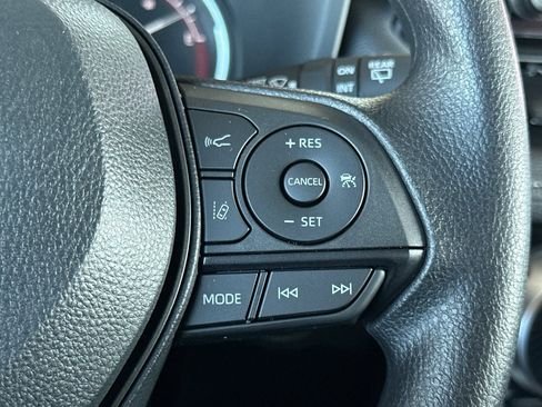 New 2025 Toyota RAV4 XLE image 29