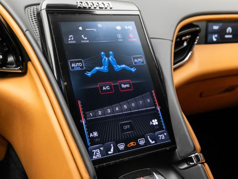 Certified 2024 Ferrari Roma image 28