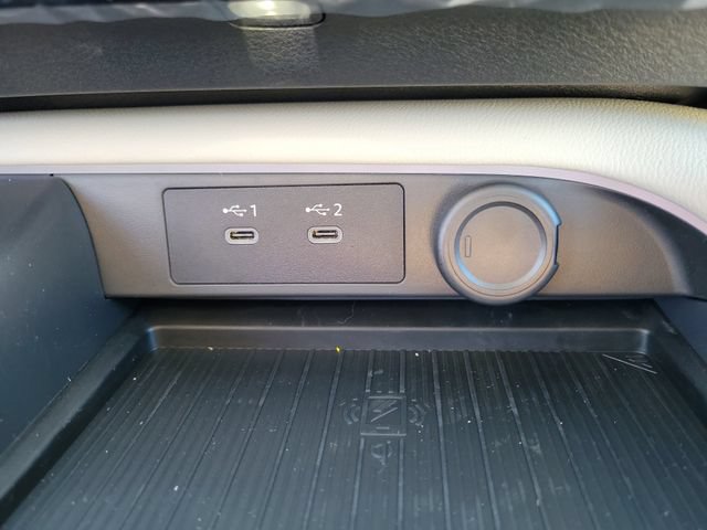 New 2026 Nissan Sentra SL w/ Floor Mat Package FWD image 18