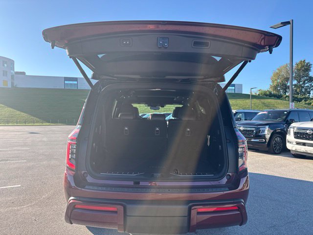 Used 2025 Nissan Armada Platinum AWD/4WD image 27