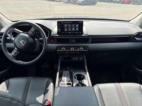 Used 2025 Honda Pilot EX-L image 21