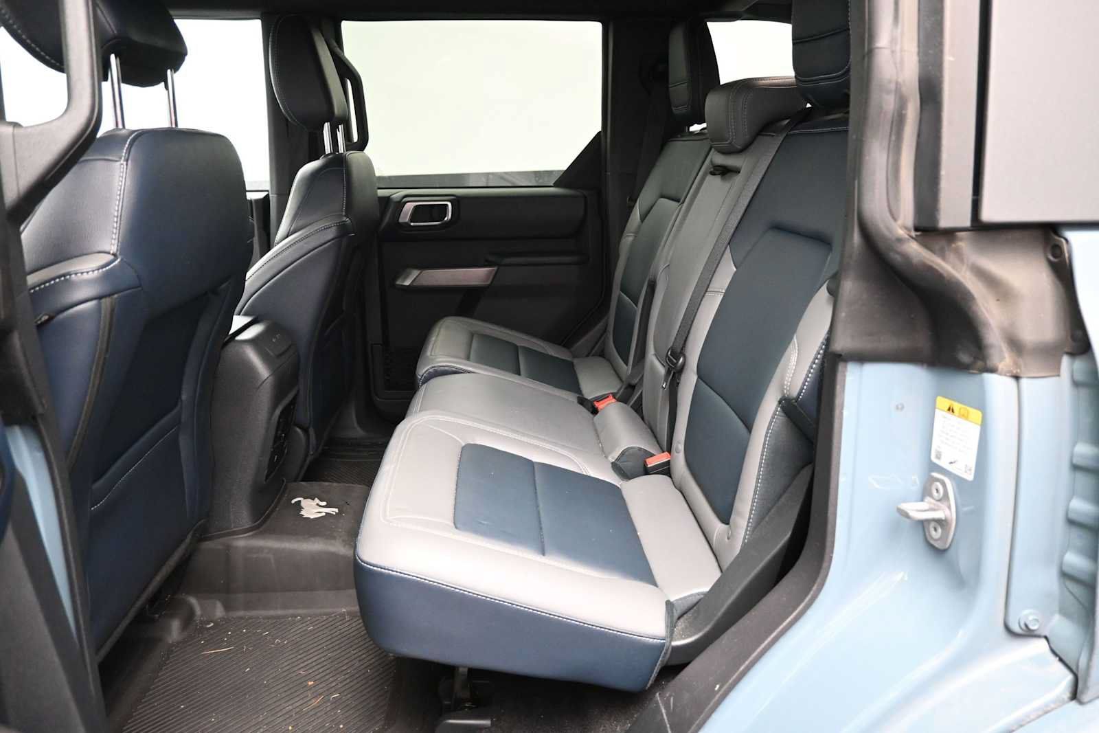 Used 2022 Ford Bronco Outer Banks AWD/4WD image 11