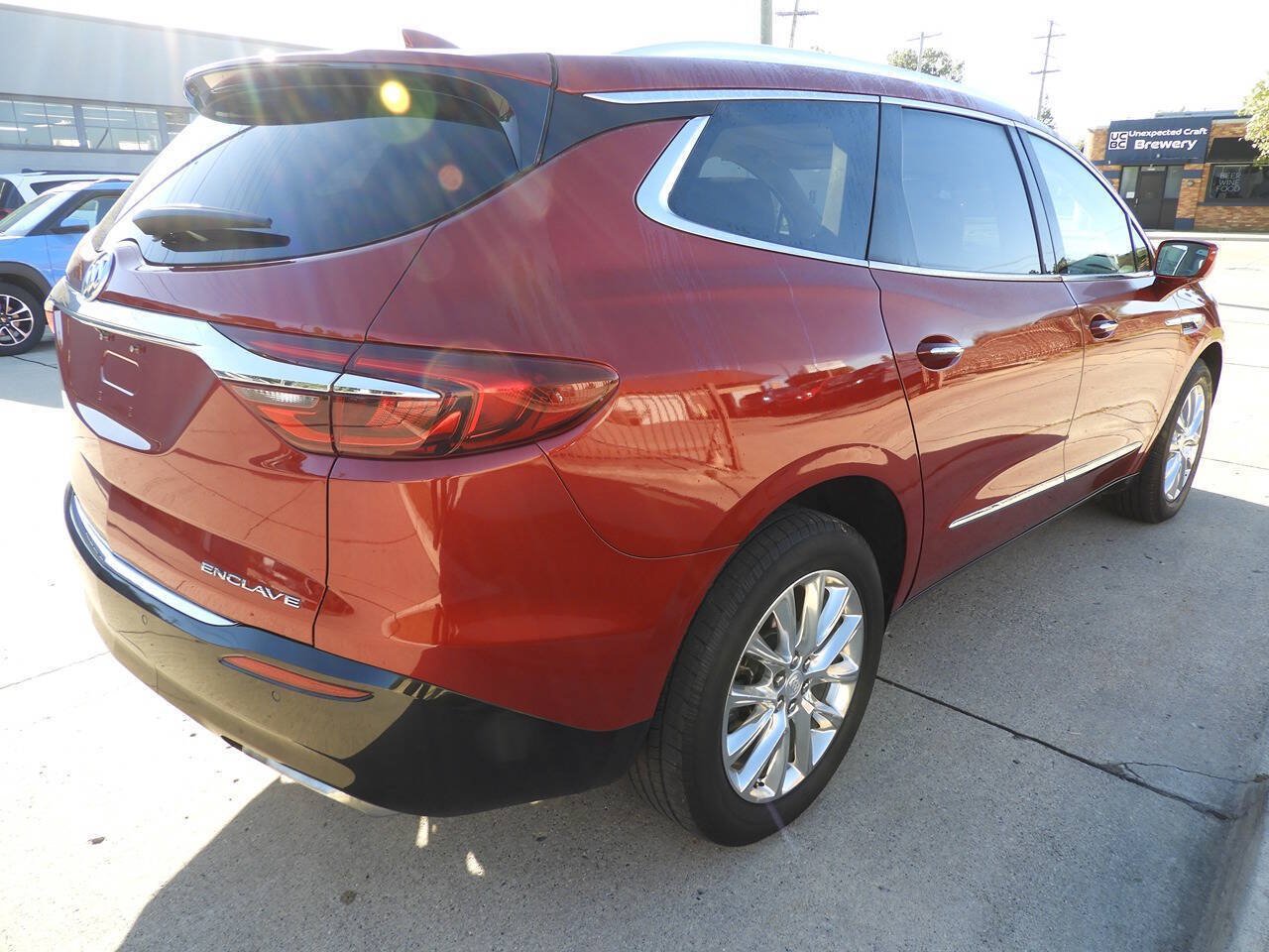 Used 2019 Buick Enclave Essence w/ Trailering Package, 5000 lbs. FWD image 8