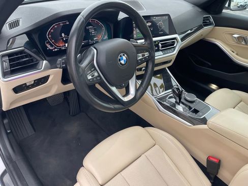 Used 2022 BMW 330i xDrive Sedan w/ Driving Assistance Package AWD/4WD image 5