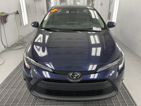 Used 2024 Toyota Corolla LE image 3