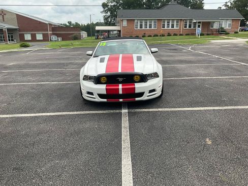 Used 2013 Ford Mustang GT Premium RWD image 24
