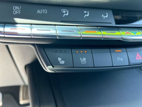 Used 2019 Cadillac XT4 Sport AWD/4WD image 32
