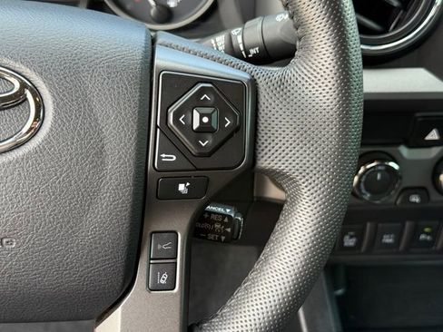 Used 2023 Toyota Tacoma TRD Pro AWD/4WD image 18
