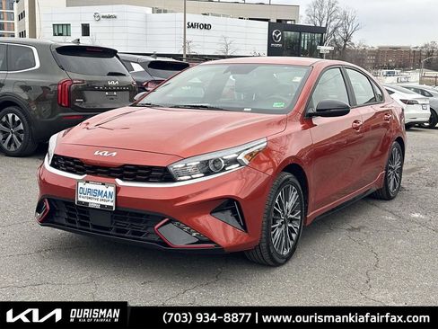 Used 2023 Kia Forte GT-Line w/ GT-Line Technology Package image 2