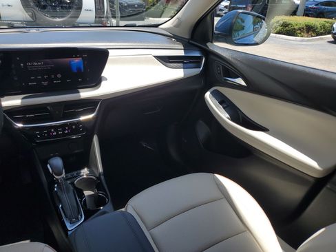 Used 2024 Buick Encore GX Avenir w/ Avenir Technology Package FWD image 18